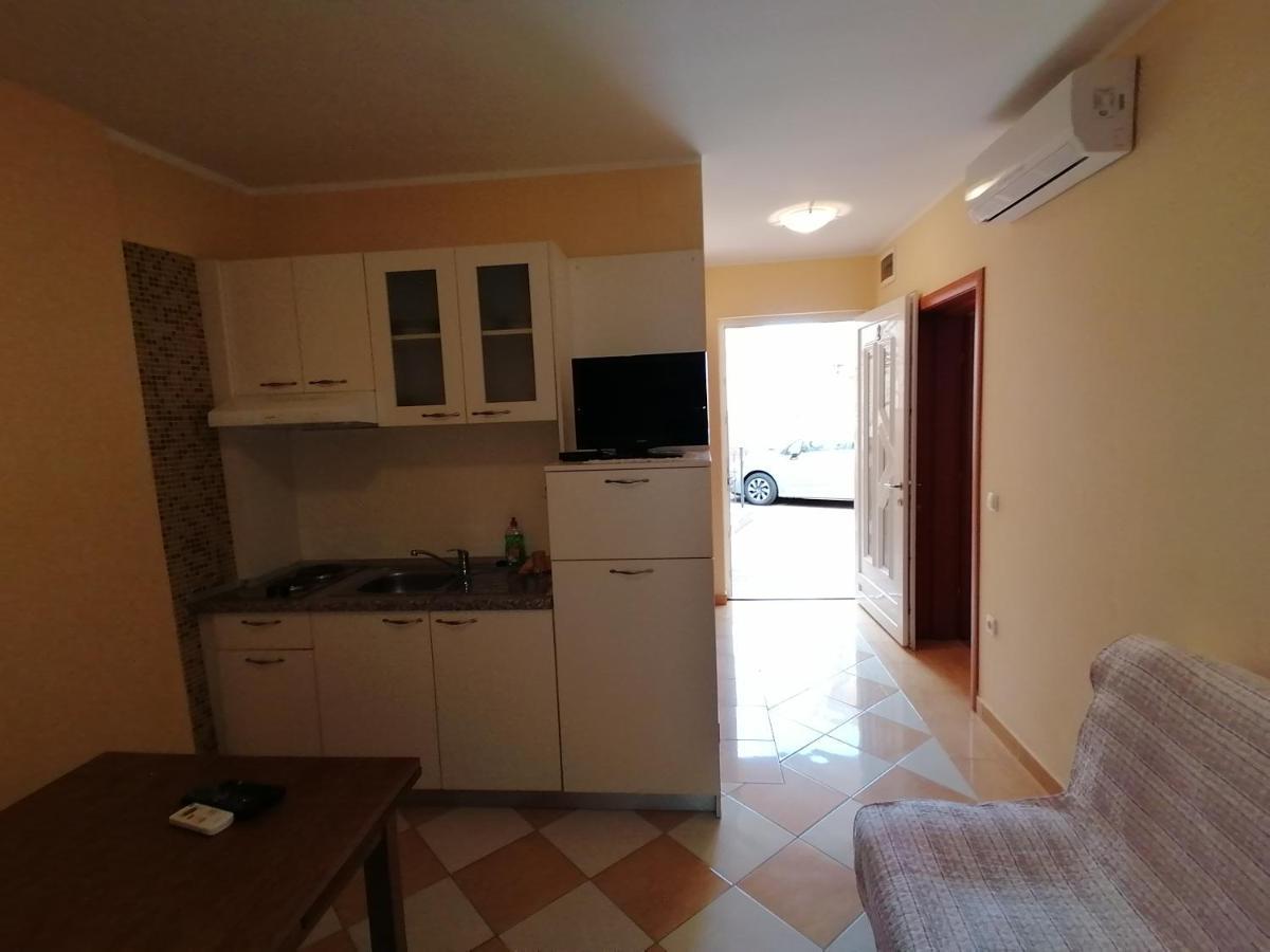 Apartmani Golomeic Crikvenica Eksteriør billede